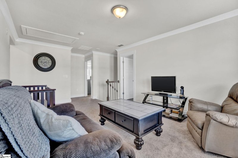 Property image 5 at 305 Blue Danube Drive, Simpsonville, SC 29681