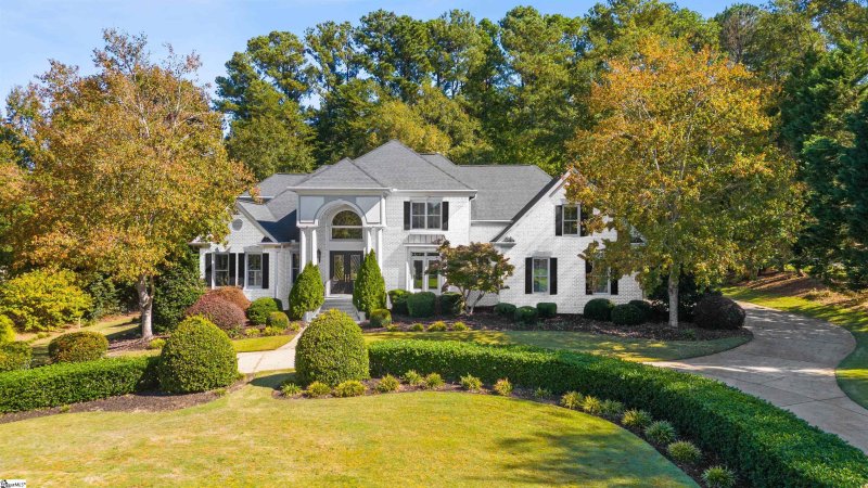 Property image 2 of 102 Regents Gate Court in Kingsbridge, Simpsonville, SC 29681