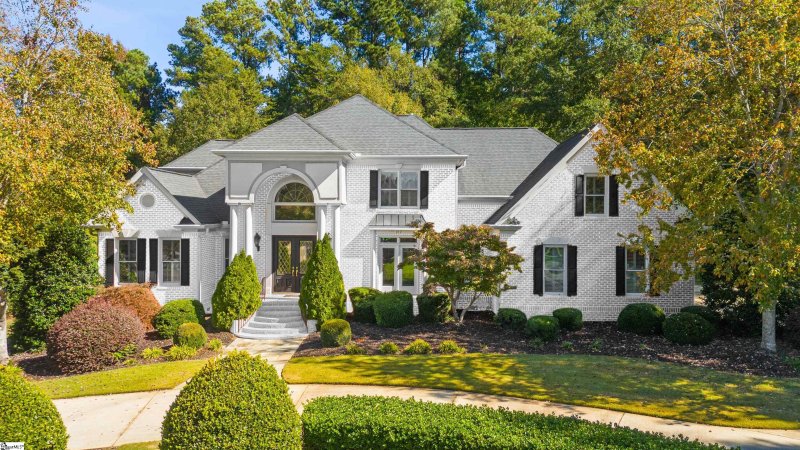 Property image 4 of 102 Regents Gate Court in Kingsbridge, Simpsonville, SC 29681