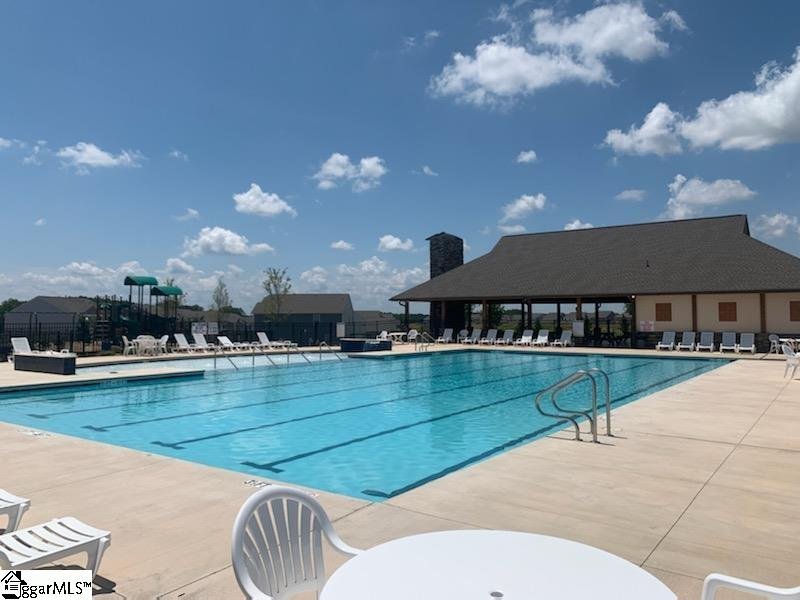 Property image 2 at 5588 Wellsley Drive, Boiling Springs, SC 29316