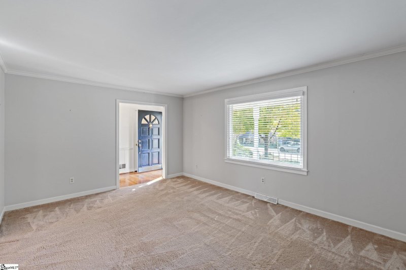 Property image 3 at 12 Wonderwood Drive, Greenville, SC 29615