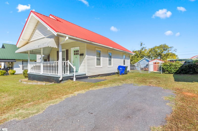 Property image 3 at 11 B Street, Greenville, SC 29611