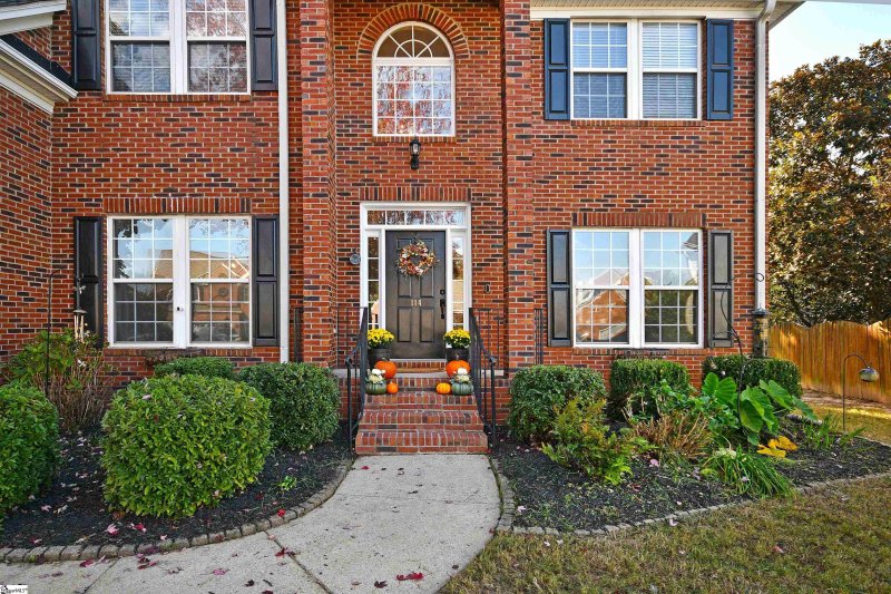 Property image 3 at 114 Myrtle Way, Greer, SC 29650