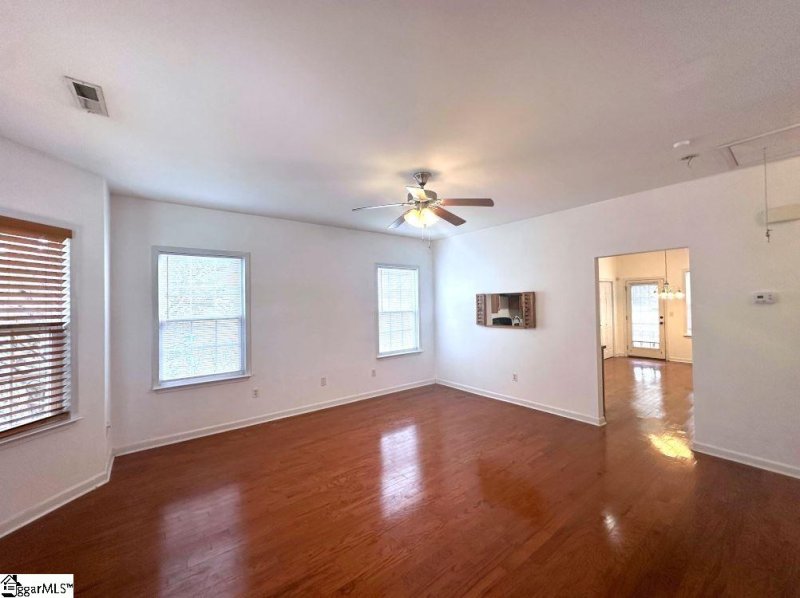 Property image 3 at 6 Arturo Road, Piedmont, SC 29673