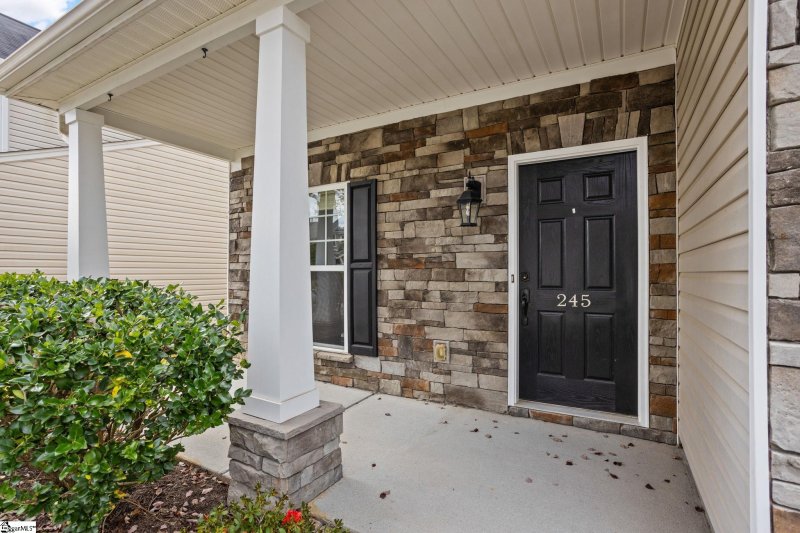Property image 5 at 245 Barbours Lane, Greenville, SC 29607