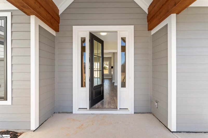 Property image 3 at 101 Ever Silvers Lane, Taylors, SC 29687