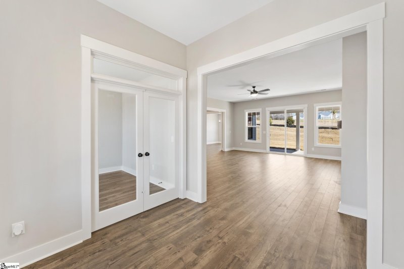 Property image 4 at 101 Ever Silvers Lane, Taylors, SC 29687