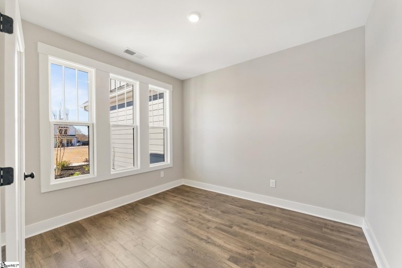 Property image 5 at 101 Ever Silvers Lane, Taylors, SC 29687