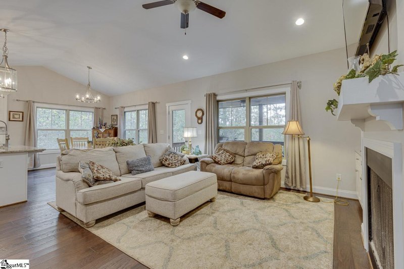 Property image 4 at 106 Indian Ridge Drive, Laurens, SC 29360