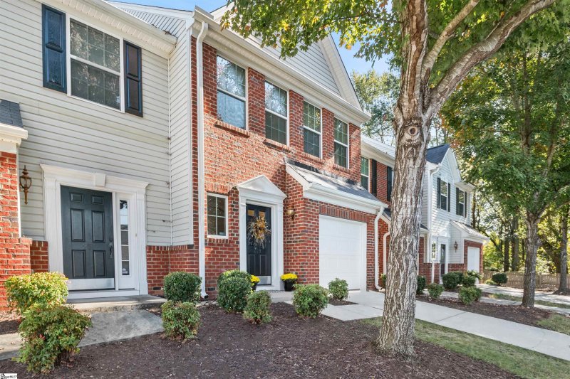 Property image 2 at 259 Cedar Crossing Lane, Greenville, SC 29615