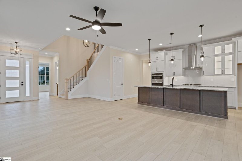 Property image 5 at 11 Cambie Place, Greenville, SC 29607