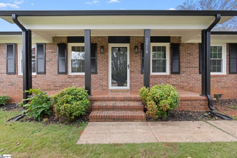 Property image 3 at 2018 Evergreen Drive, Boiling Springs, SC 29316
