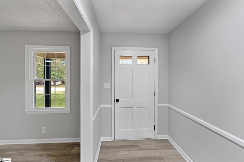 Property image 5 at 2018 Evergreen Drive, Boiling Springs, SC 29316