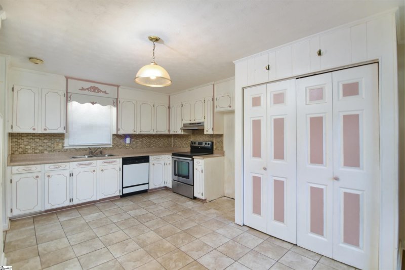 Property image 3 at 508 Tebblewood Drive, Simpsonville, SC 29680