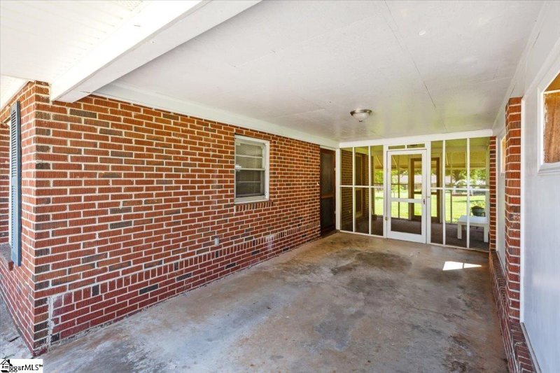 Property image 4 at 105 Baker Court, Easley, SC 29640