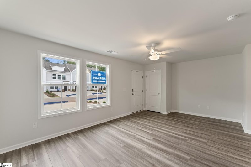 Property image 3 at 655 Blossom Run, Spartanburg, SC 29307