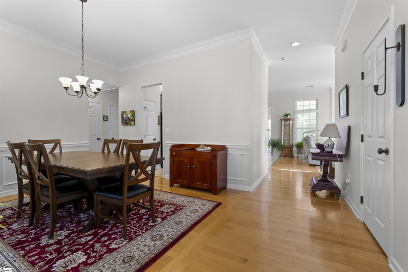 Property image 3 at 300 Allendale Abbey Lane, Simpsonville, SC 29681