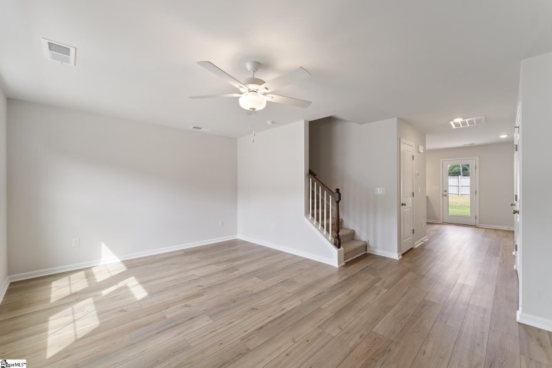 Property image 2 at 657 Blossom Run, Spartanburg, SC 29307