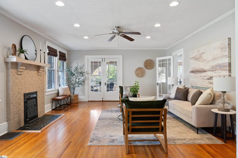 Property image 5 at 207 Young Drive, Clinton, SC 29325