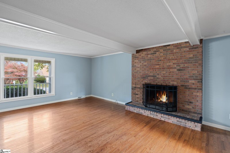 Property image 5 at 215 Hedgewood Terrace, Greer, SC 29650