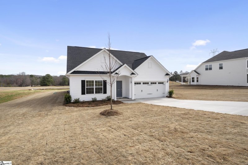 Property image 3 at 102 Fox Creek Court, Easley, SC 29642