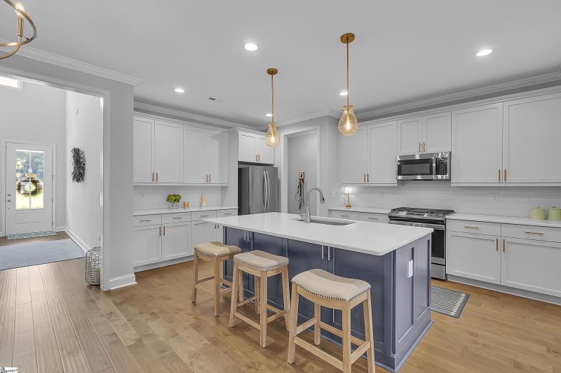 Property image 4 at 18 Hasbrook Lane, Greenville, SC 29607