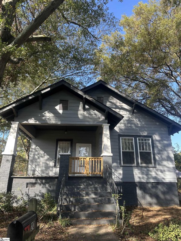 Property image 2 at 20 Beattie Street, Greenville, SC 29611