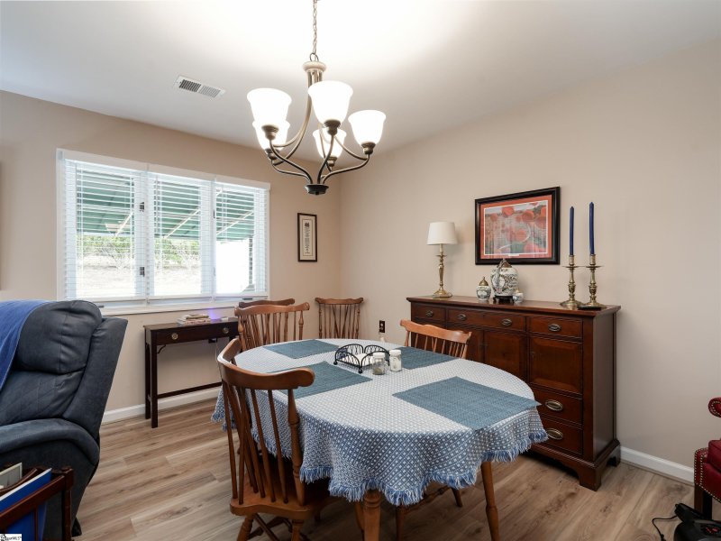 Property image 5 at 205 Lakeside Circle, Greenville, SC 29615-5323