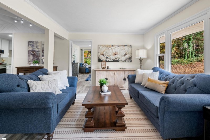 Property image 2 at 106 Riverview Drive, Greenville, SC 29611