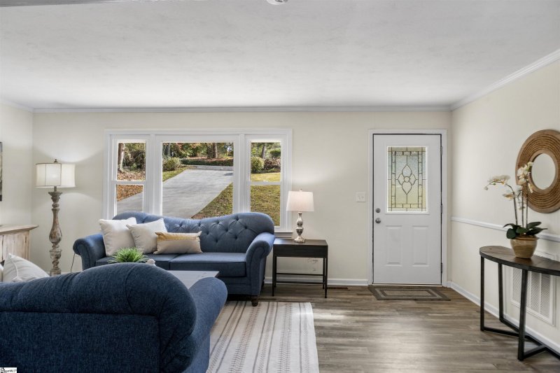 Property image 3 at 106 Riverview Drive, Greenville, SC 29611