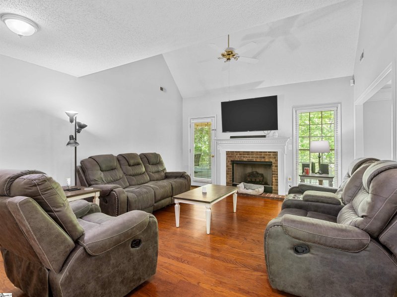 Property image 2 at 113 Englewood Drive, Inman, SC 29349