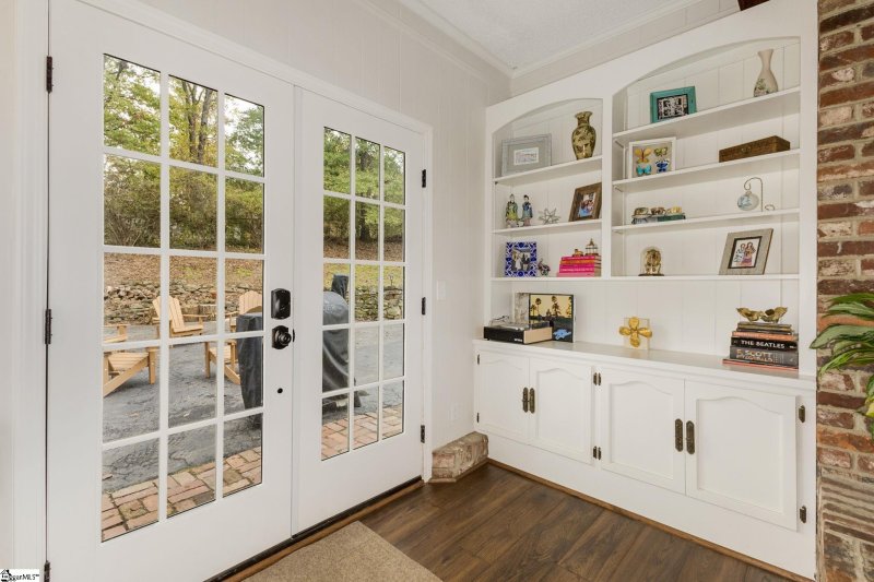 Property image 5 at 7 Yorkshire Drive, Greenville, SC 29615