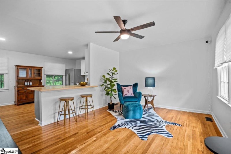 Property image 4 at 310 Skyline Road, Greer, SC 29651-6212