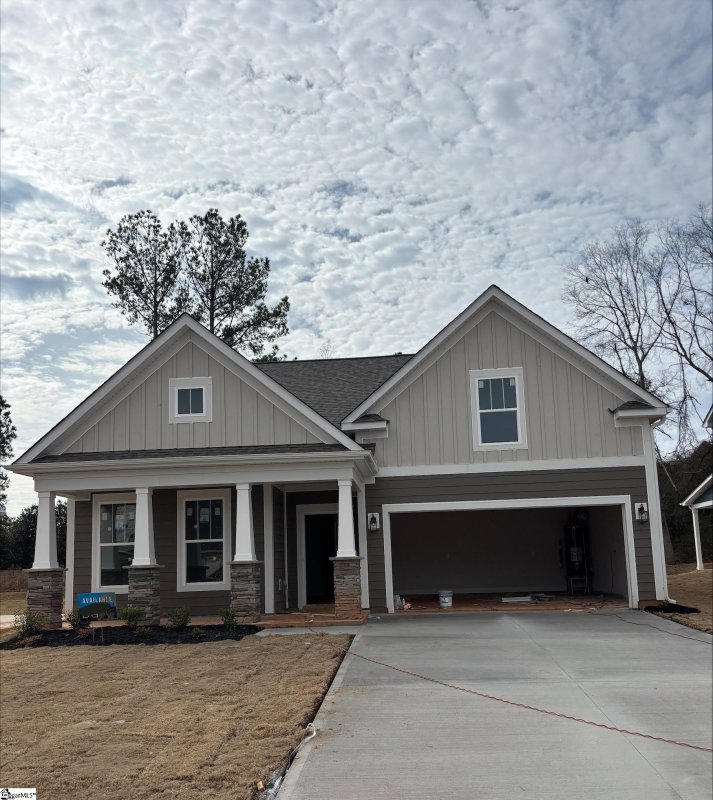 107 Beaverdam Creek Drive