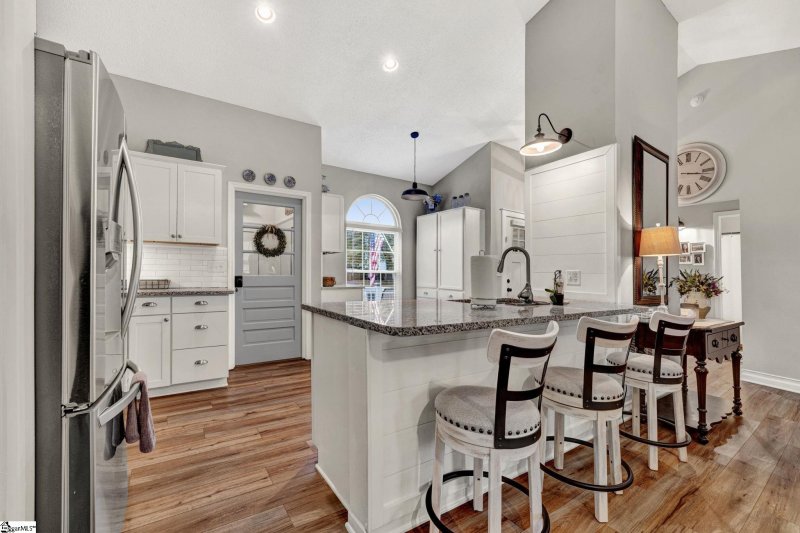 Property image 4 at 107 Bel Arbor Lane, Mauldin, SC 29662