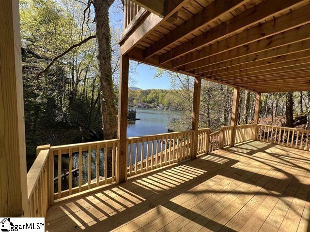 Property image 2 at 1040 E Lakeshore Drive, Landrum, SC 29356