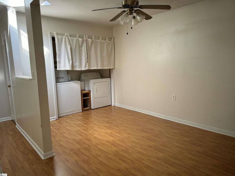 Property image 4 at 3706 E North Street, Greenville, SC 29615-2376