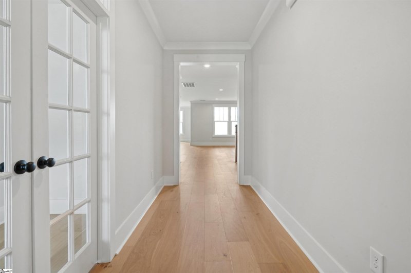 Property image 3 of 140 Coppa Court in Parklynn Hills, Fountain Inn, SC 29644