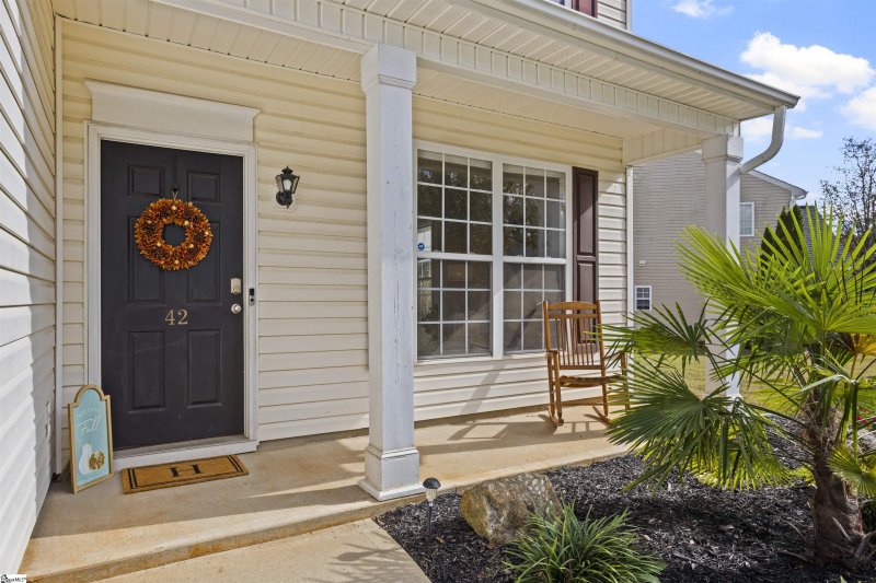 Property image 2 at 42 Farmbrook Way, Simpsonville, SC 29681