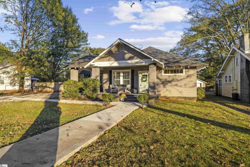 Property image 5 at 104 Perry Road, Greenville, SC 29609