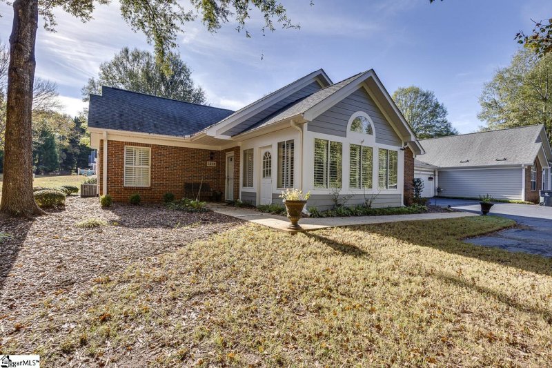Property image 4 at 1203 Heritage Club Drive, Greenville, SC 29615
