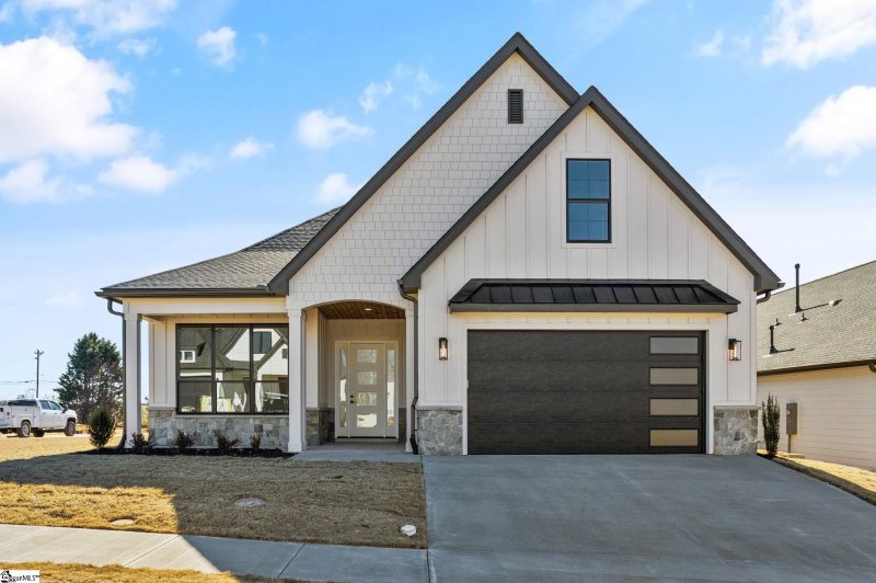 Property image 2 at 103 Cambie Place, Greenville, SC 29607