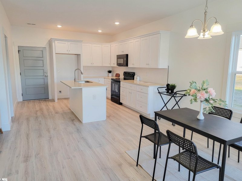 Property image 5 at 222 Essex Drive, Clinton, SC 29325