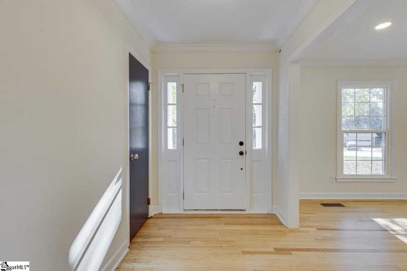 Property image 4 at 3 Vaille Drive, Taylors, SC 29687