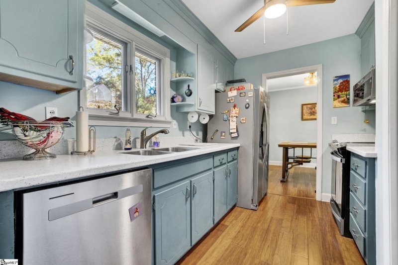 Property image 5 at 500 Chestnut Street, Clinton, SC 29325