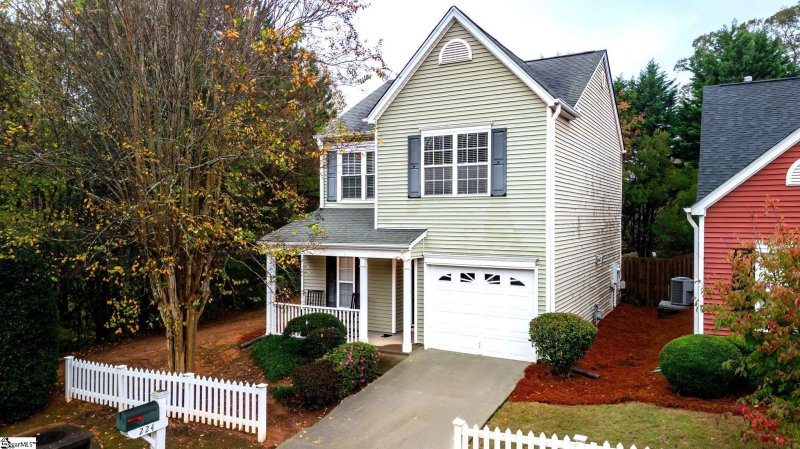 Property image 2 at 224 Cape Neddick Lane, Simpsonville, SC 29681
