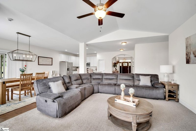 Property image 3 at 1560 Ballenger Road, Wellford, SC 29385