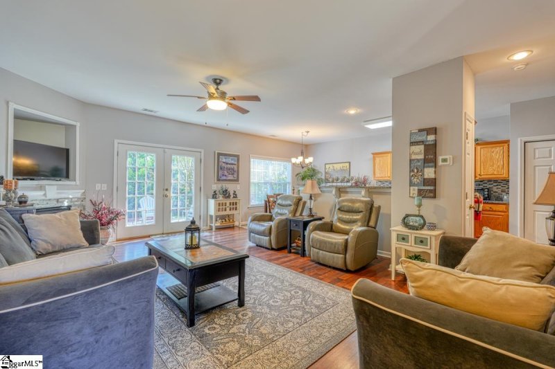 Property image 3 at 307 Pemaquid Court, Simpsonville, SC 29681