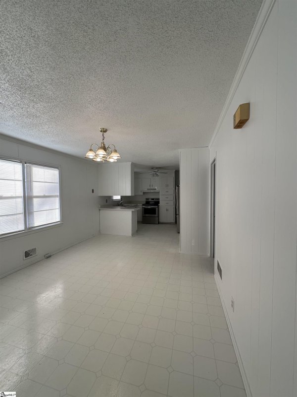 Property image 4 at 10 Woodridge Drive, Greenville, SC 29611