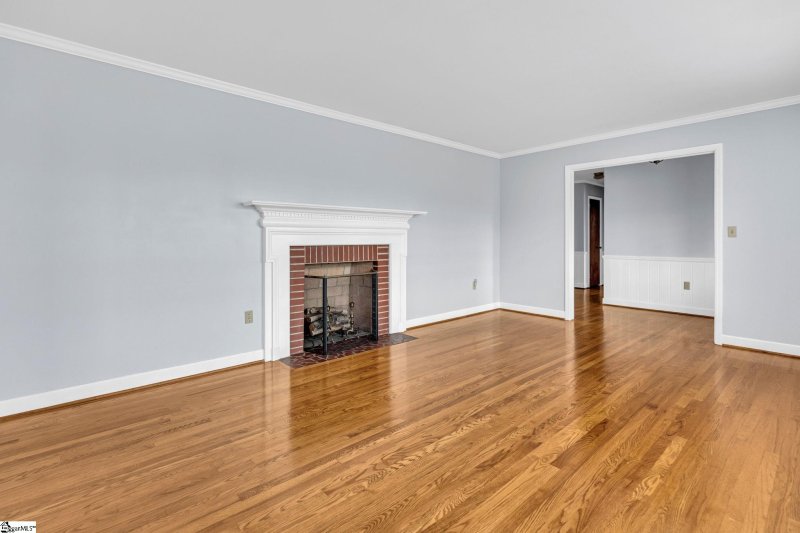 Property image 5 at 5 Wildaire Lane, Greenville, SC 29615